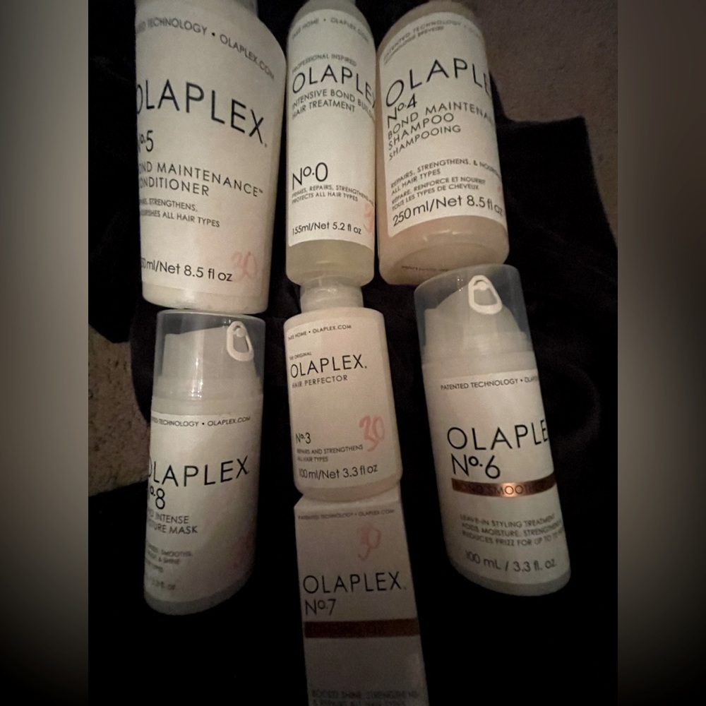 Olaplex reg size collection of 8 products retail $210 see description !!